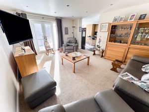 Living room- click for photo gallery